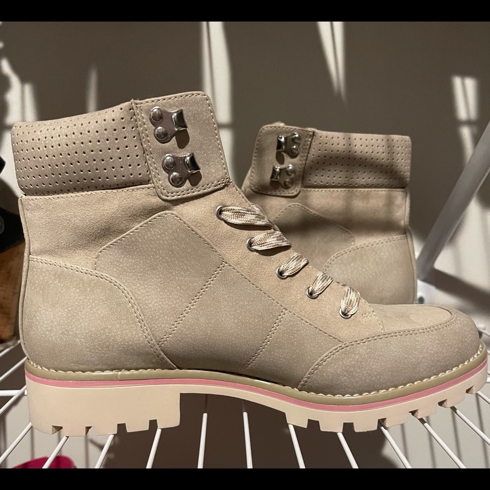 Sole society tan and pink boots